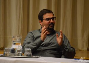 Falusi Márton tudományos munkatárs, költő szerzői esten vett részt