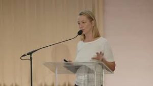 Bólya Annamária – Magyar Csupajáték produkció – A magyar tánc tradíció kialakításának modellje