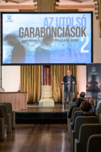 Visszatértek a garabonciások a Pesti Vigadóba