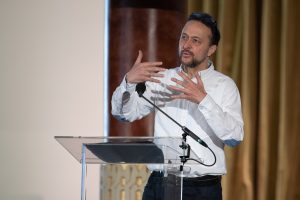 Csatári Bence: A kis gézengúztól a nagy popdíváig – Koncz Zsuzsa pályafutása