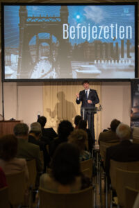 „Befejezetlen múlt” címmel szervezett eszmetörténeti konferenciát az MMA MMKI a Pesti Vigadóban