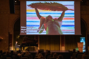 Megnyitották az MMA Művészeti Ösztöndíjprogram 2022-es évfolyamát a Pesti Vigadó Dísztermében