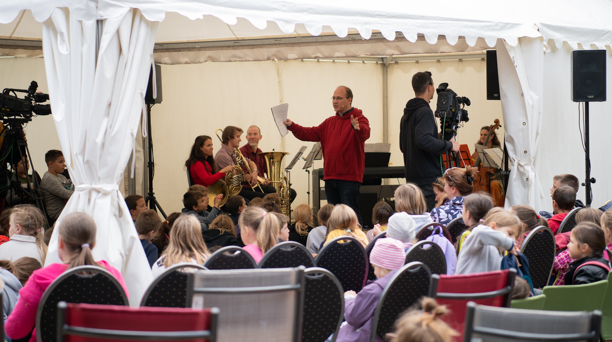Közel 150 kisiskolás gyerek vehetett részt a Kutatók Éjszakáján a Hild-villában