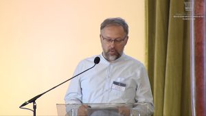 Erhardt Gábor: Nevezetes névtelenség – A vidéki építés útja