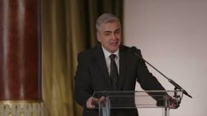 Szécsi Gábor: A mediatizált közösségek kora